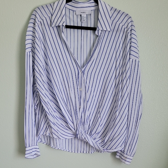 Forever 21 Blue and White Striped Shirt - Picture 1 of 6